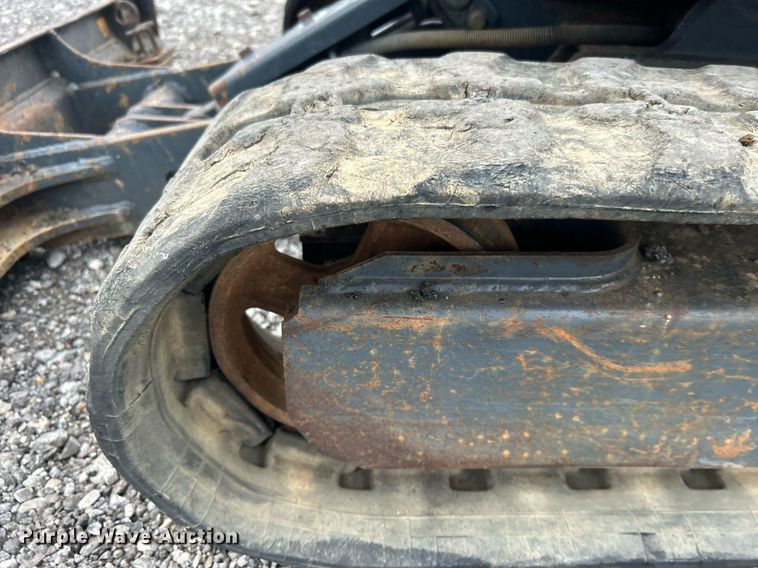 image for item KH9569 2007 John Deere 17D  mini excavator