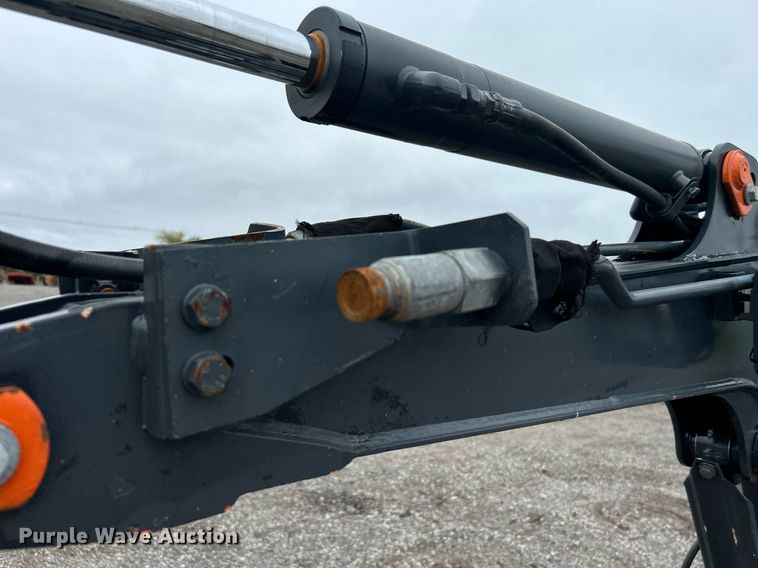 image for item KH9570 2007 John Deere 17D  mini excavator