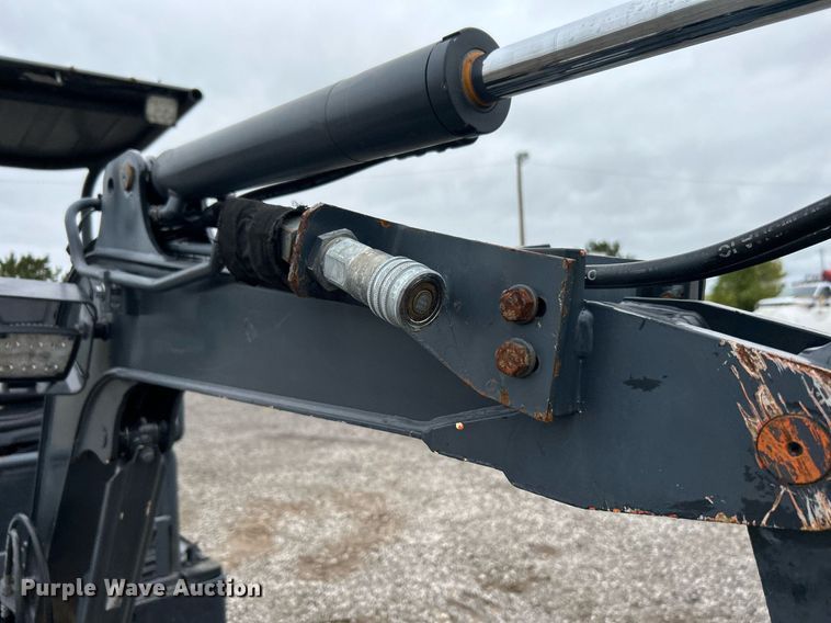 image for item KH9570 2007 John Deere 17D  mini excavator