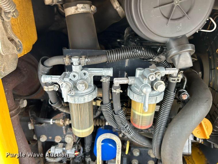 image for item KH9570 2007 John Deere 17D  mini excavator