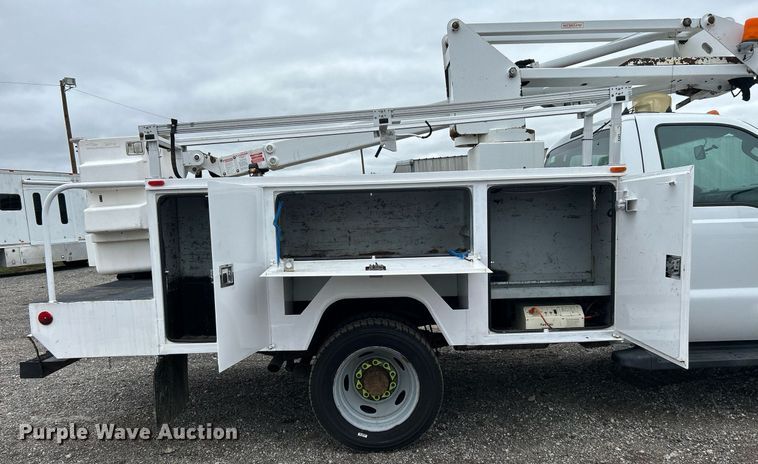 image for item KH9571 2008 Ford F450 Super Duty  bucket truck