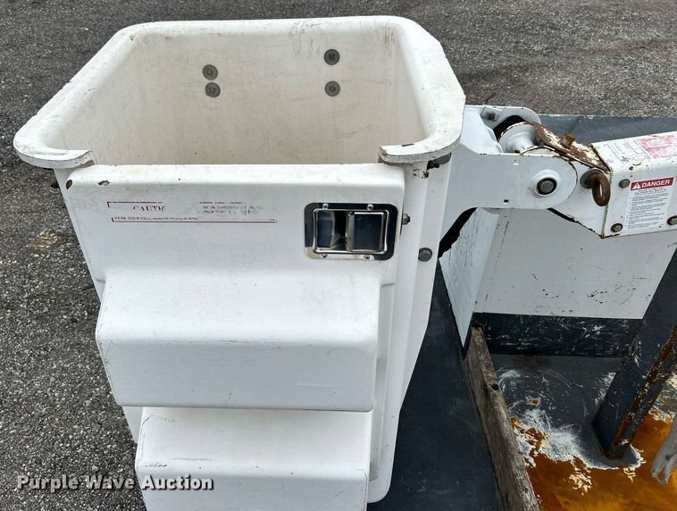 image for item KH9571 2008 Ford F450 Super Duty  bucket truck