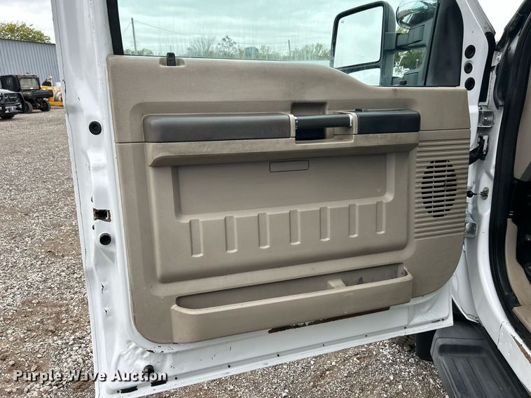 image for item KH9571 2008 Ford F450 Super Duty  bucket truck