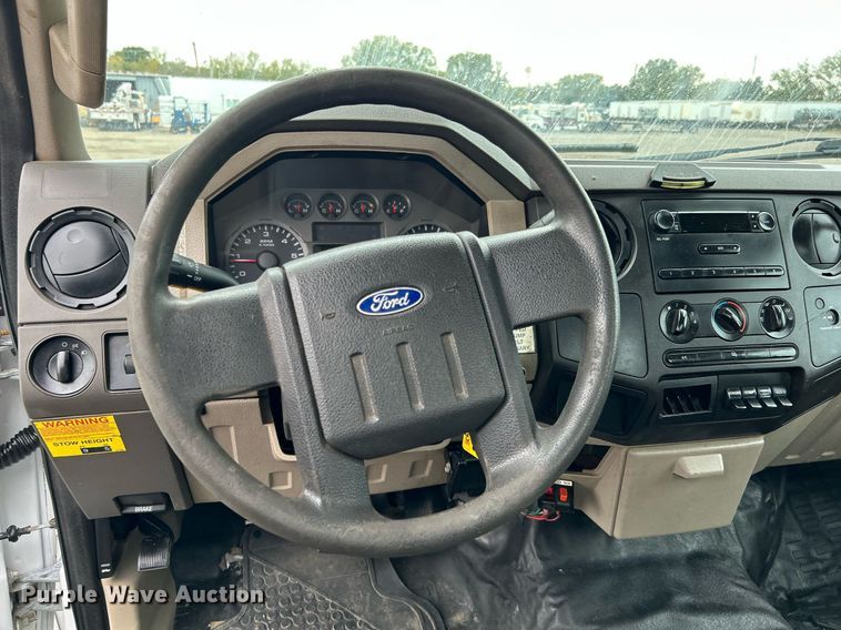 image for item KH9571 2008 Ford F450 Super Duty  bucket truck