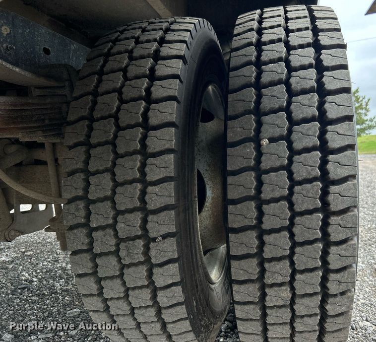 image for item KH9571 2008 Ford F450 Super Duty  bucket truck