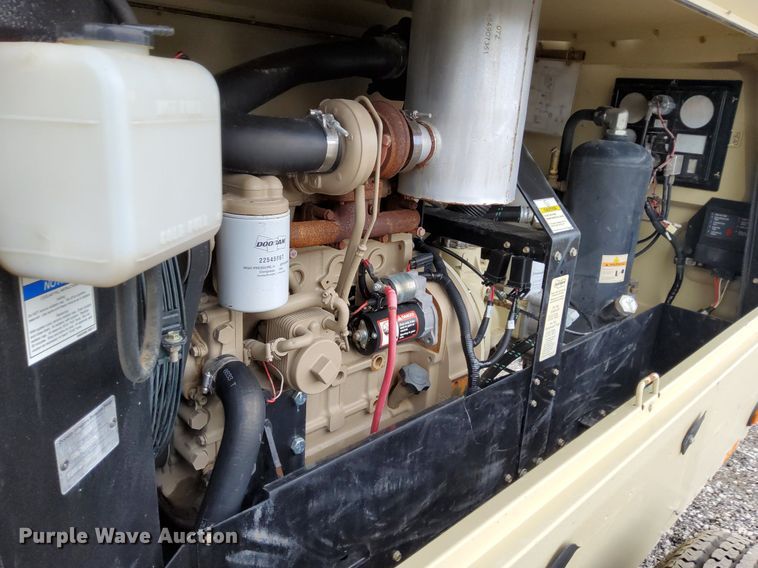 image for item KH9573 2012 Doosan P185  air compressor