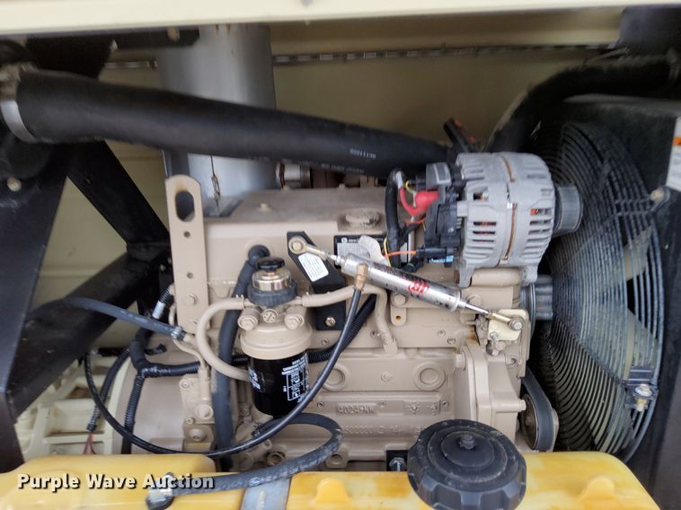 image for item KH9573 2012 Doosan P185  air compressor