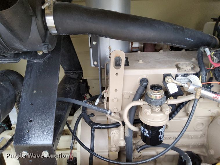 image for item KH9573 2012 Doosan P185  air compressor