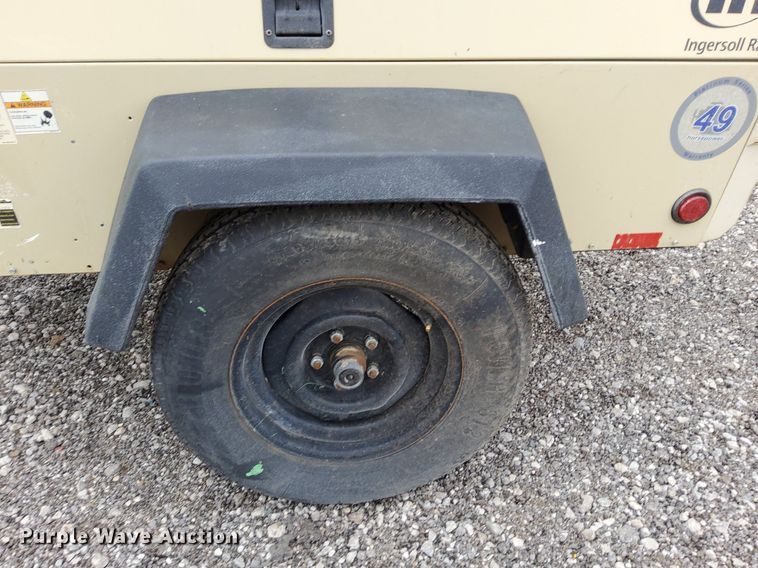 image for item KH9573 2012 Doosan P185  air compressor