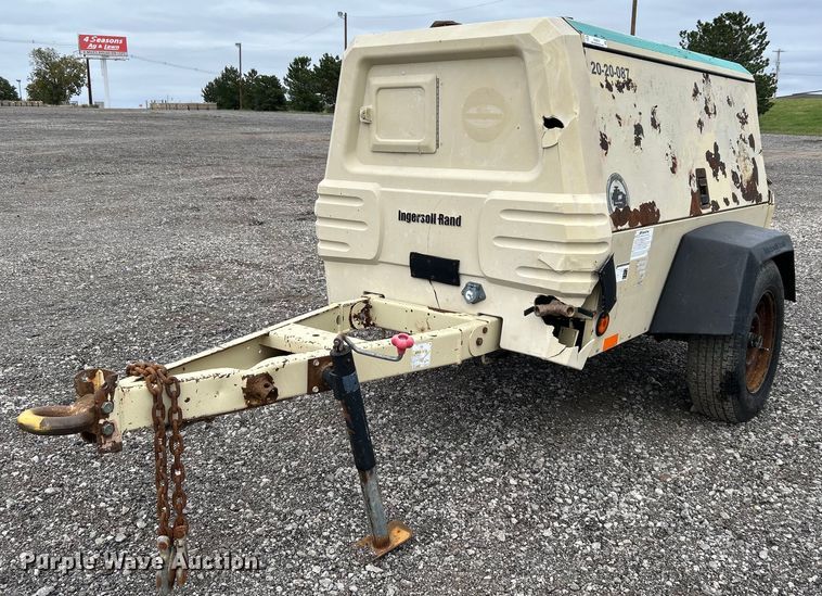 image for item KH9575 2007 Ingersoll Rand P185  air compressor