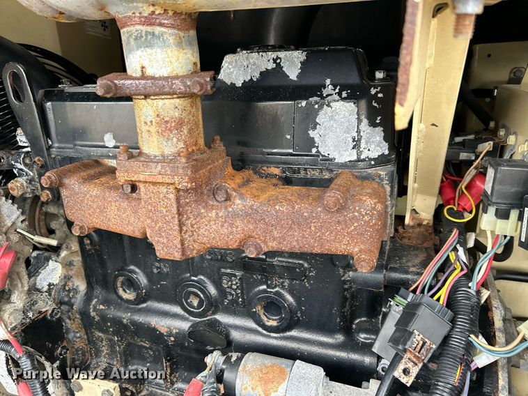 image for item KH9575 2007 Ingersoll Rand P185  air compressor