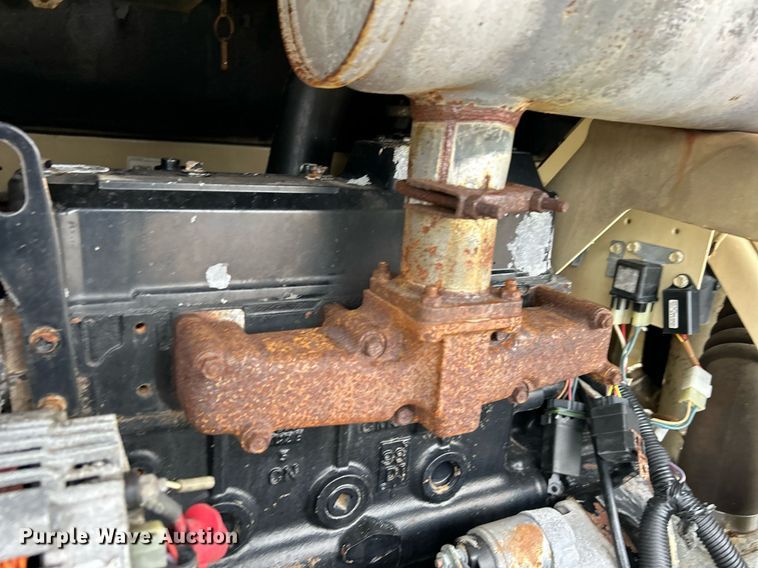 image for item KH9575 2007 Ingersoll Rand P185  air compressor