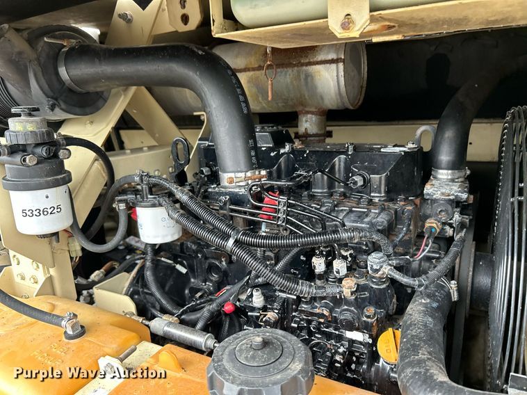 image for item KH9575 2007 Ingersoll Rand P185  air compressor