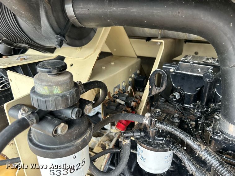 image for item KH9575 2007 Ingersoll Rand P185  air compressor