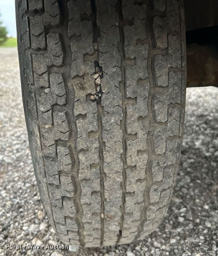 image for item KH9575 2007 Ingersoll Rand P185  air compressor