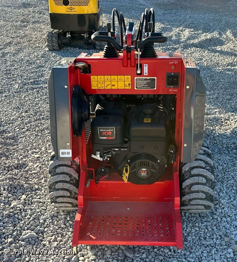 image for item KT9139 SDLOOL 323W  compact utility loader