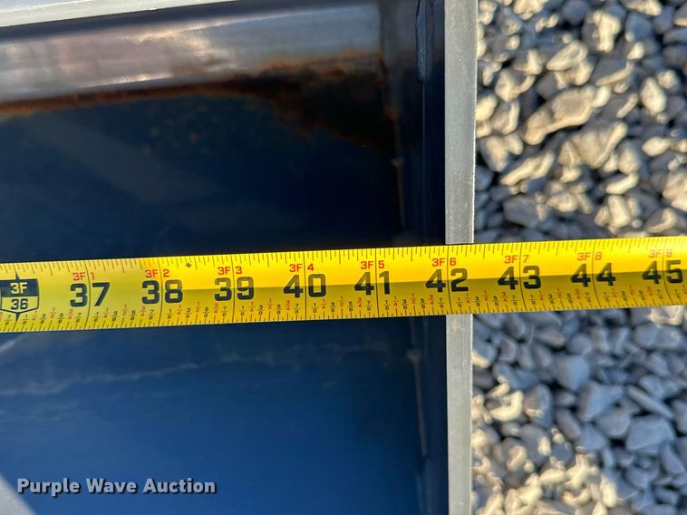 image for item KT9139 SDLOOL 323W  compact utility loader