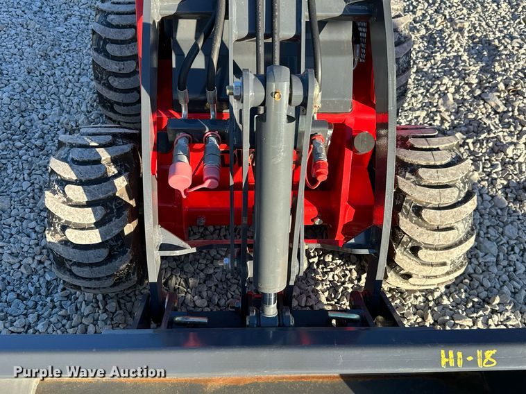 image for item KT9139 SDLOOL 323W  compact utility loader