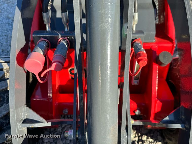 image for item KT9139 SDLOOL 323W  compact utility loader