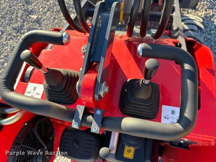 image for item KT9139 SDLOOL 323W  compact utility loader