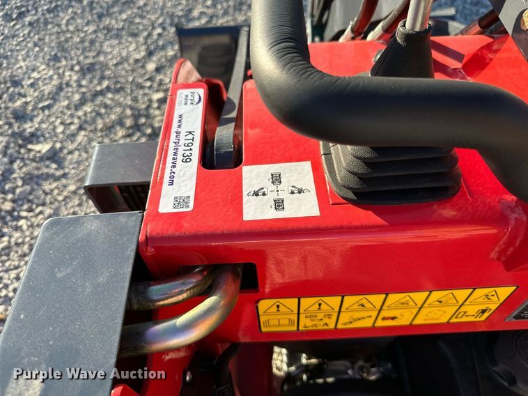 image for item KT9139 SDLOOL 323W  compact utility loader