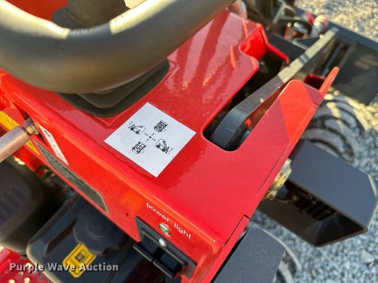 image for item KT9139 SDLOOL 323W  compact utility loader