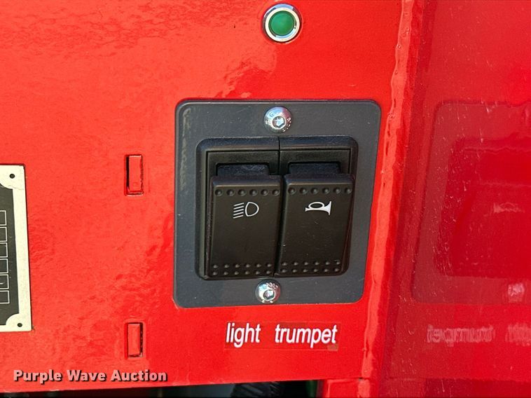 image for item KT9139 SDLOOL 323W  compact utility loader