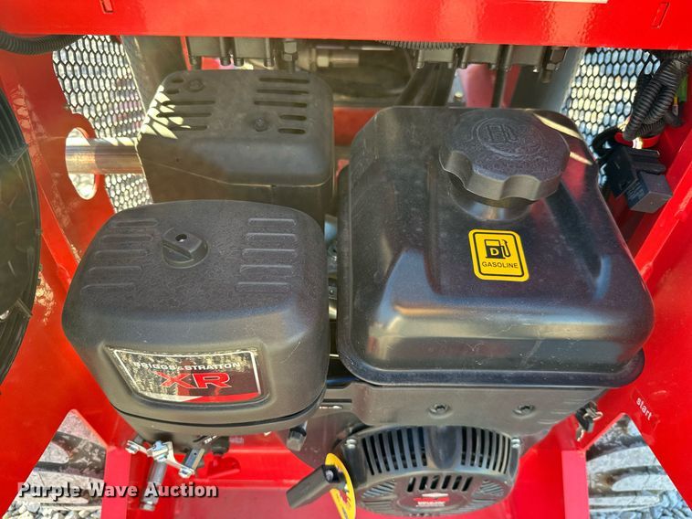 image for item KT9139 SDLOOL 323W  compact utility loader