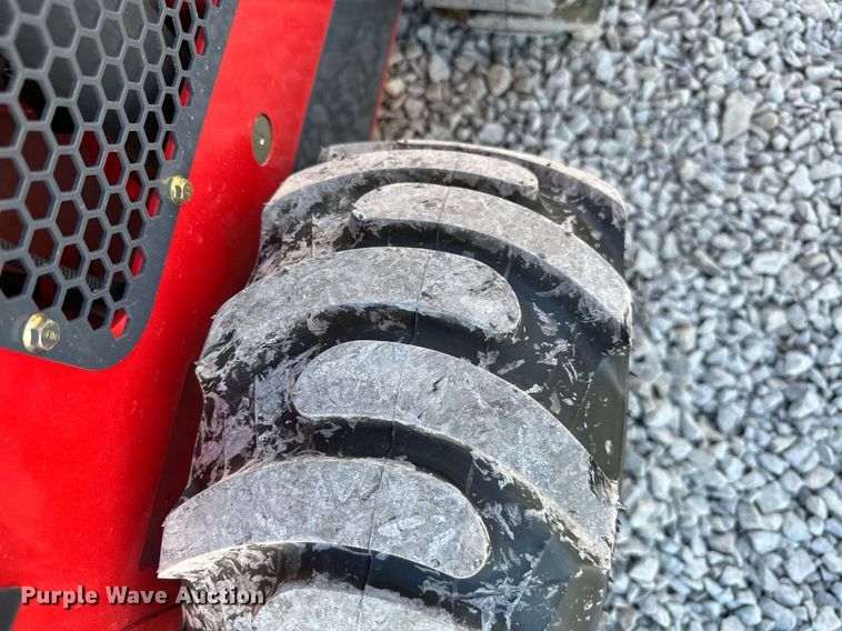 image for item KT9139 SDLOOL 323W  compact utility loader