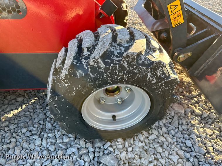 image for item KT9139 SDLOOL 323W  compact utility loader