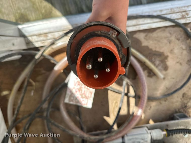 image for item KT9207 Darley  well pump house