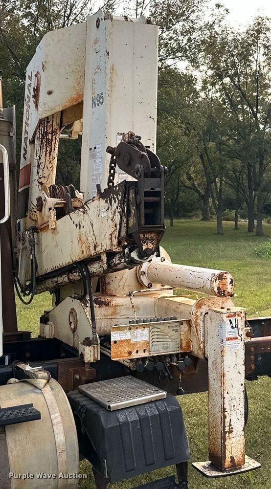 image for item KT9248 National N95  knuckle boom crane