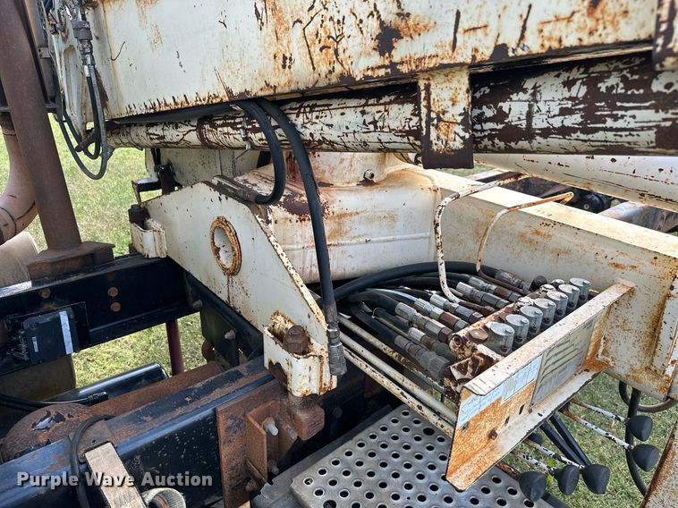 image for item KT9248 National N95  knuckle boom crane