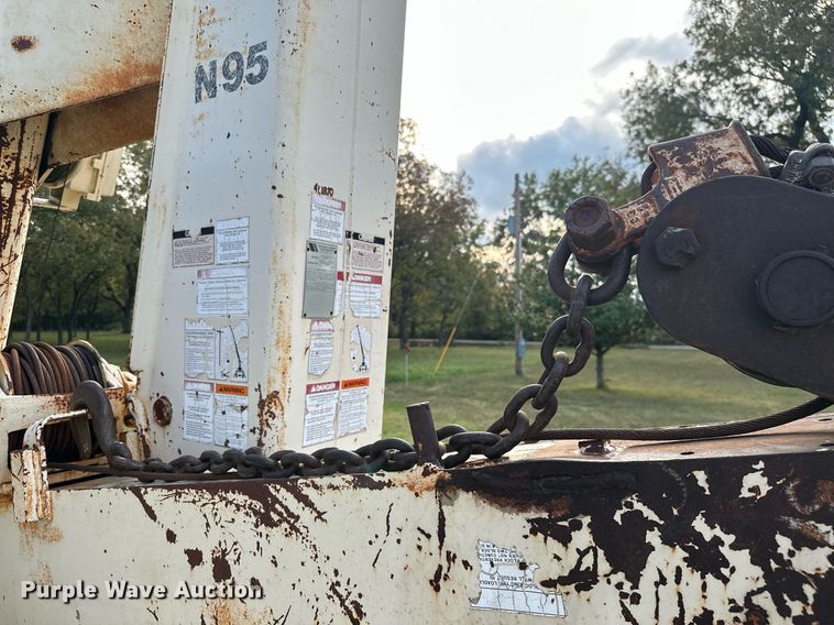 image for item KT9248 National N95  knuckle boom crane