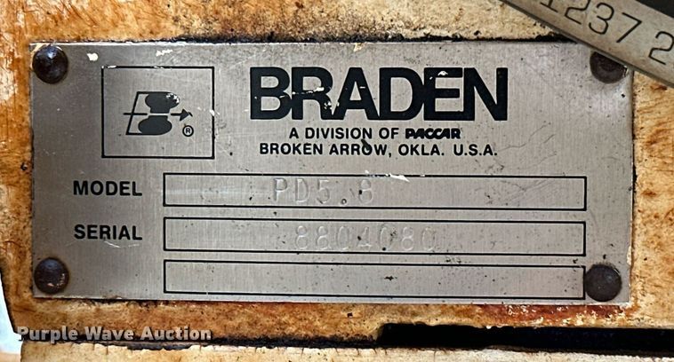 image for item KT9248 National N95  knuckle boom crane