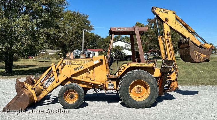 image for item KT9255 1984 Case 580 Super E  backhoe