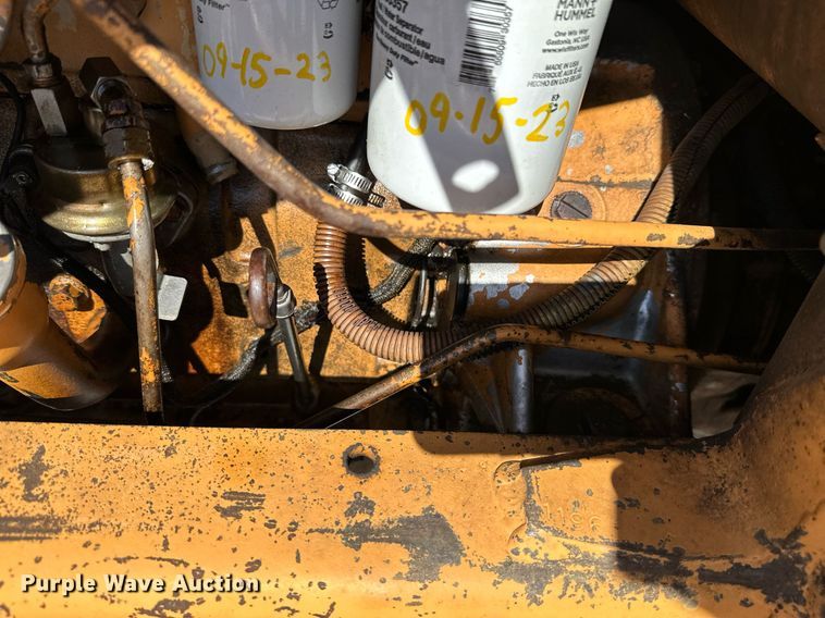 image for item KT9255 1984 Case 580 Super E  backhoe