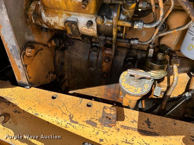 image for item KT9255 1984 Case 580 Super E  backhoe