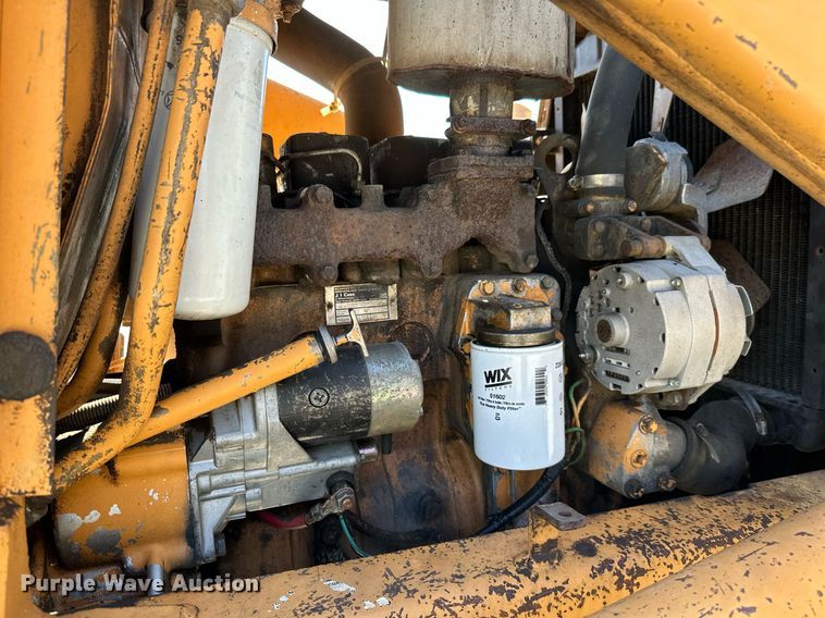 image for item KT9255 1984 Case 580 Super E  backhoe