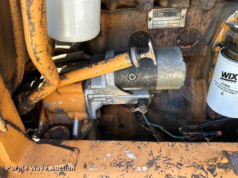 image for item KT9255 1984 Case 580 Super E  backhoe