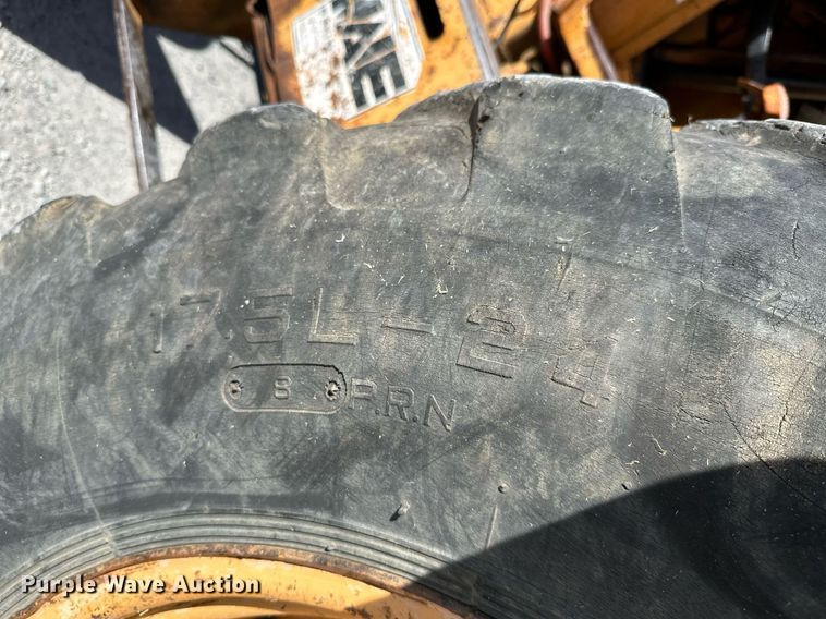 image for item KT9255 1984 Case 580 Super E  backhoe