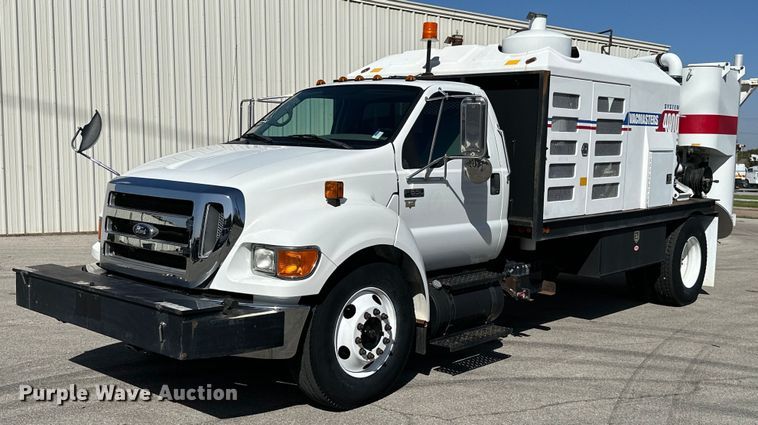 image for item KT9281 2008 Ford F650 Super Duty  vacuum truck