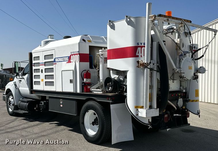 image for item KT9281 2008 Ford F650 Super Duty  vacuum truck