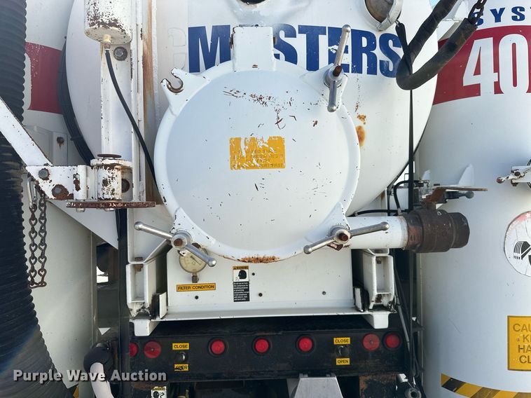 image for item KT9281 2008 Ford F650 Super Duty  vacuum truck