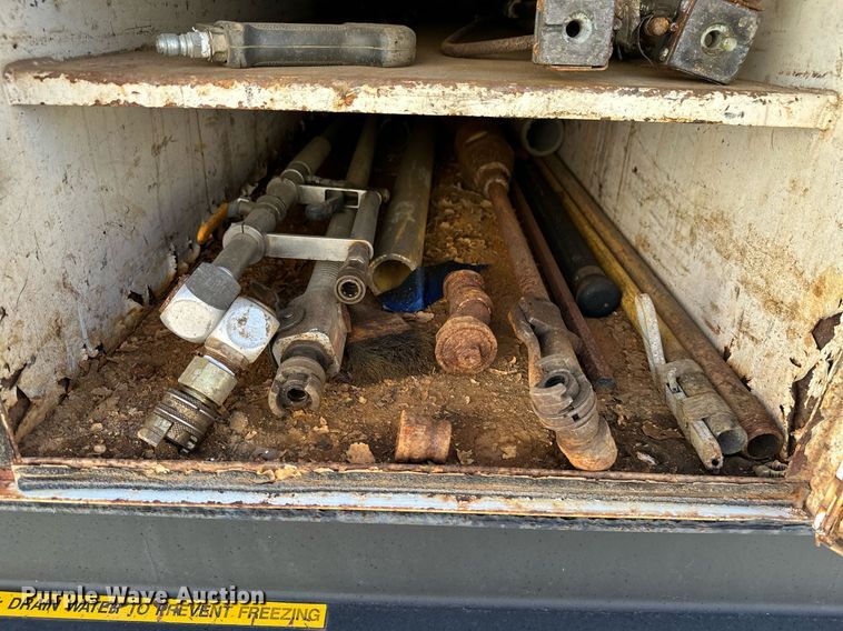 image for item KT9281 2008 Ford F650 Super Duty  vacuum truck