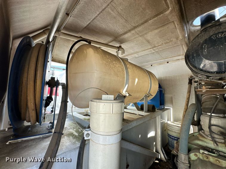 image for item KT9281 2008 Ford F650 Super Duty  vacuum truck