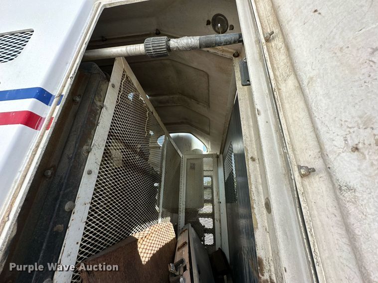 image for item KT9281 2008 Ford F650 Super Duty  vacuum truck