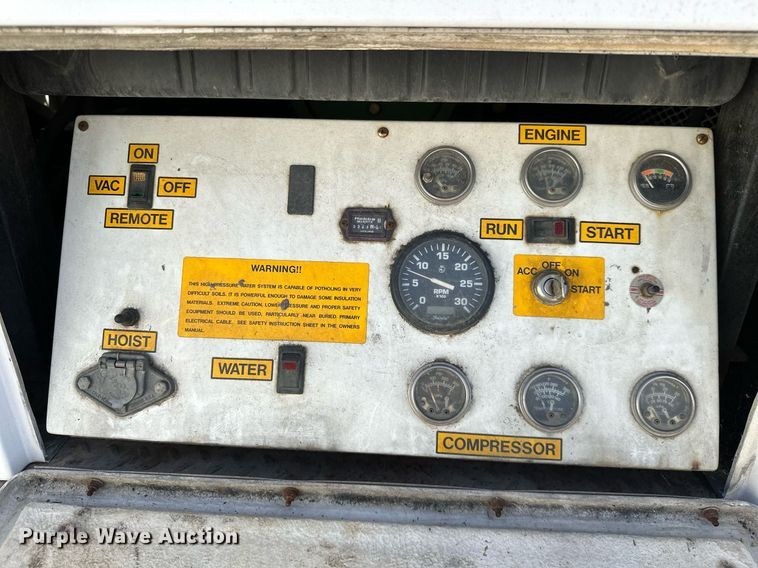 image for item KT9281 2008 Ford F650 Super Duty  vacuum truck