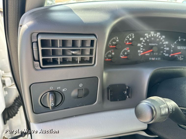 image for item KT9281 2008 Ford F650 Super Duty  vacuum truck