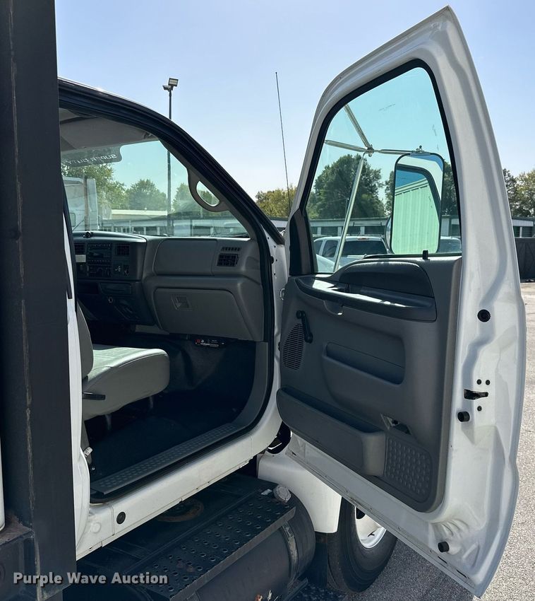 image for item KT9281 2008 Ford F650 Super Duty  vacuum truck